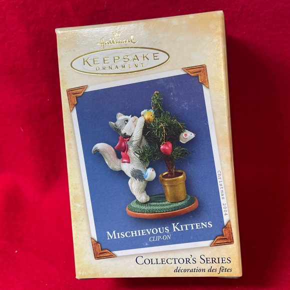 Mischievous Kittens Clip-On Hallmark Ornament - Picture 4 of 6